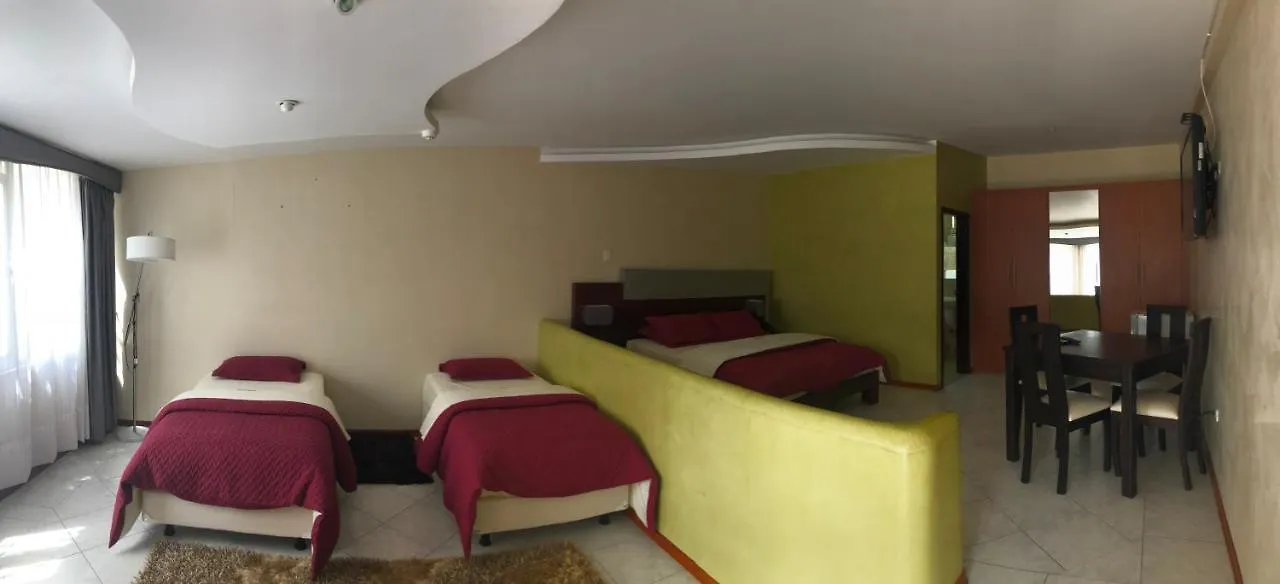 Chaupimundo Hotel Quito 0*,  Ecuador